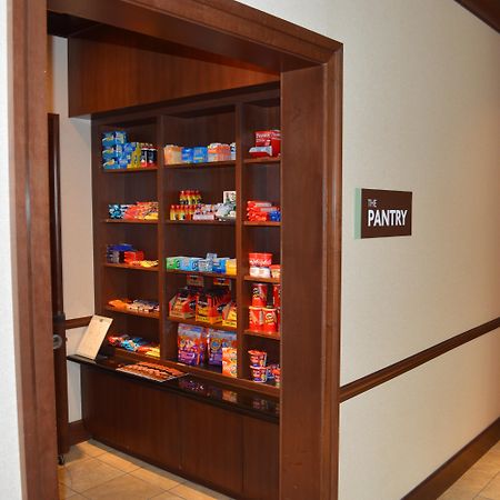 Staybridge Suites Milwaukee West-Oconomowoc By Ihg Εξωτερικό φωτογραφία